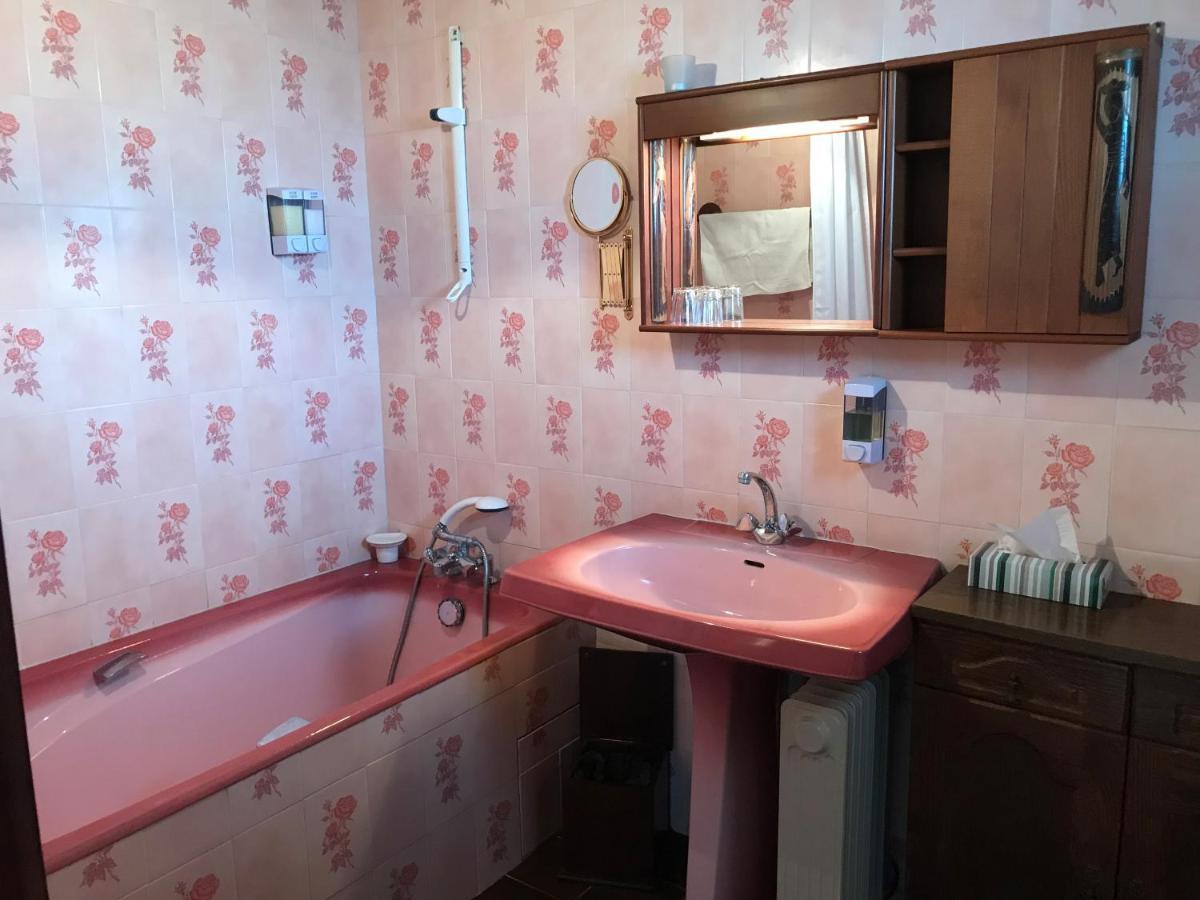 May'S Cottage Availles-Limouzine المظهر الخارجي الصورة