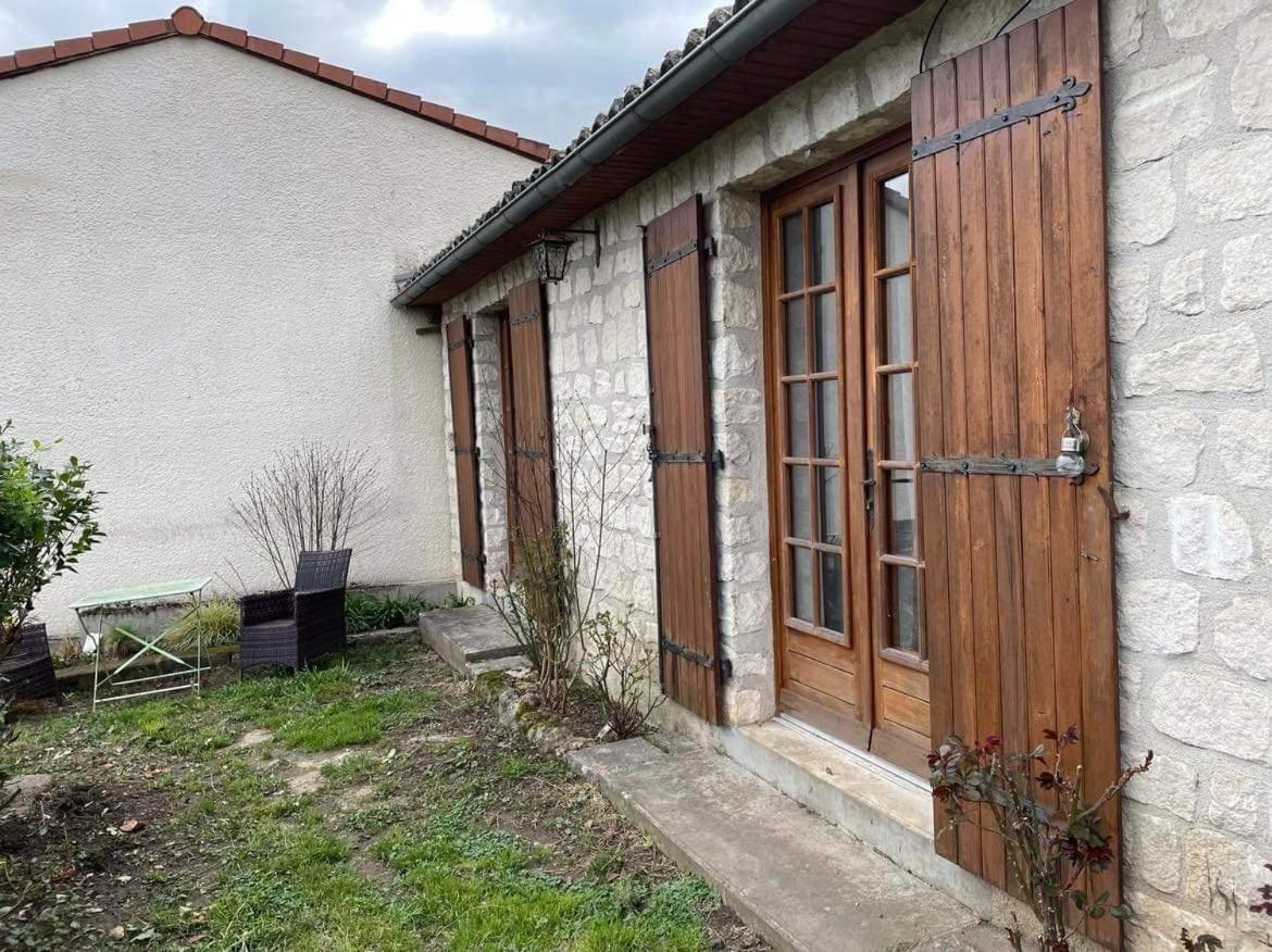 May'S Cottage Availles-Limouzine المظهر الخارجي الصورة