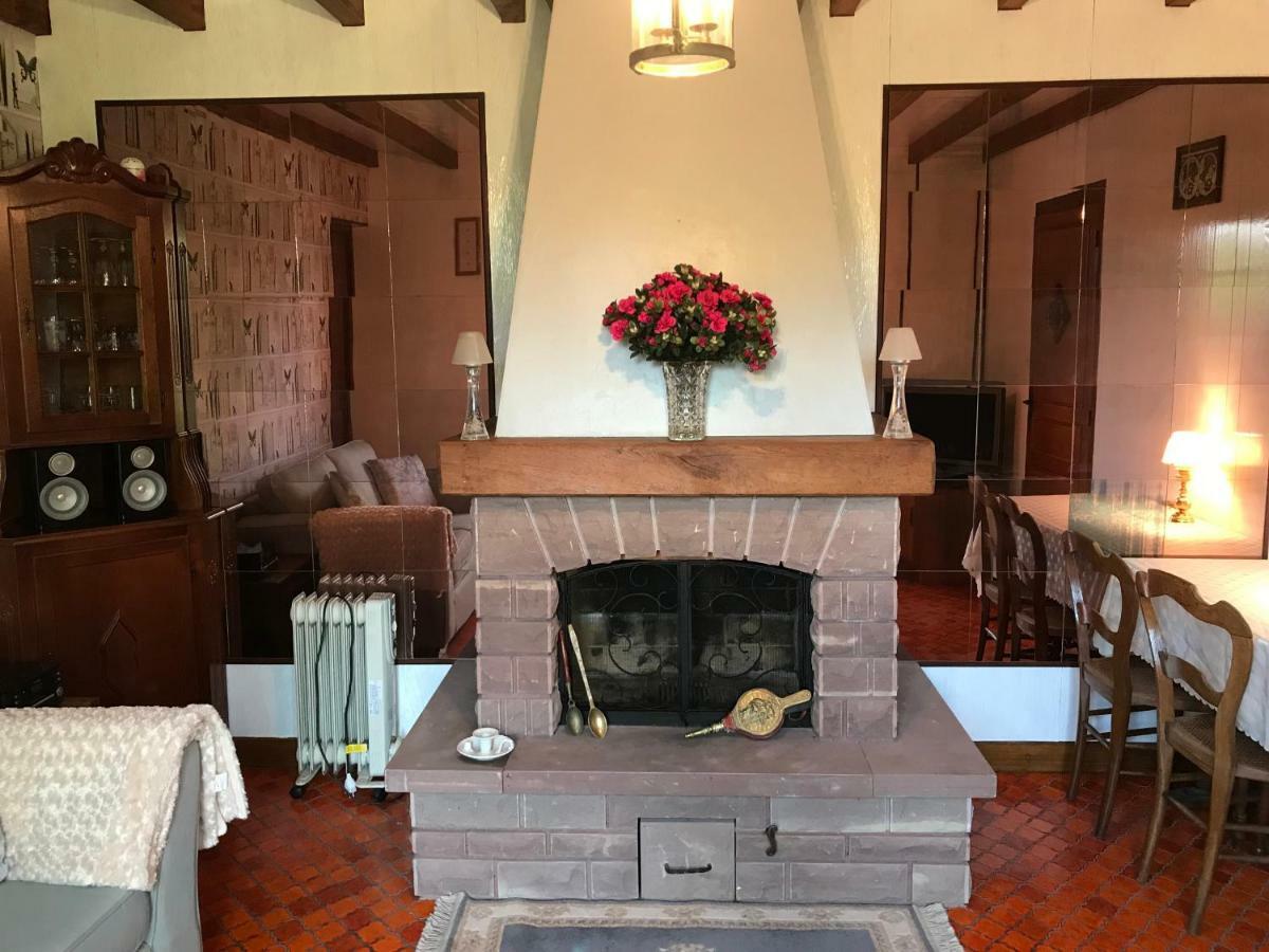May'S Cottage Availles-Limouzine المظهر الخارجي الصورة
