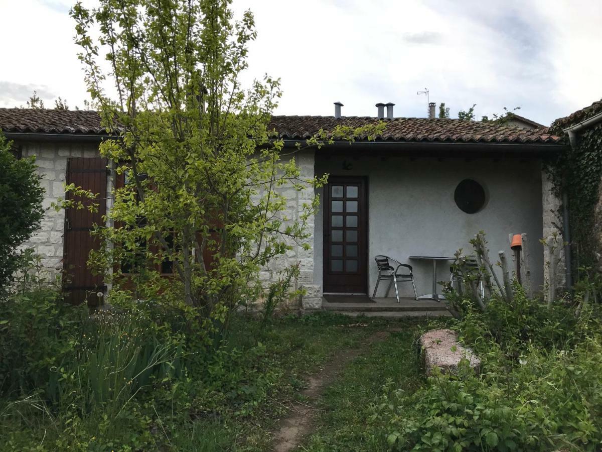 May'S Cottage Availles-Limouzine المظهر الخارجي الصورة
