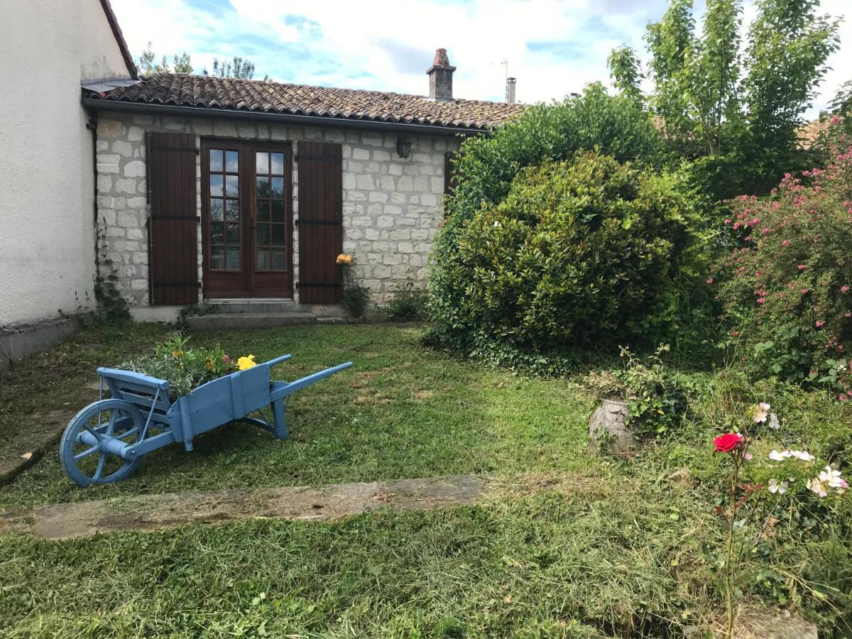 May'S Cottage Availles-Limouzine المظهر الخارجي الصورة